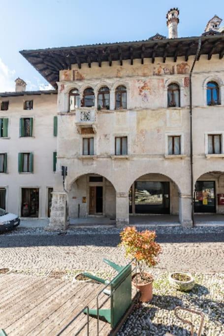 Loft Overlooking The Old Town . Feltre Esterno foto