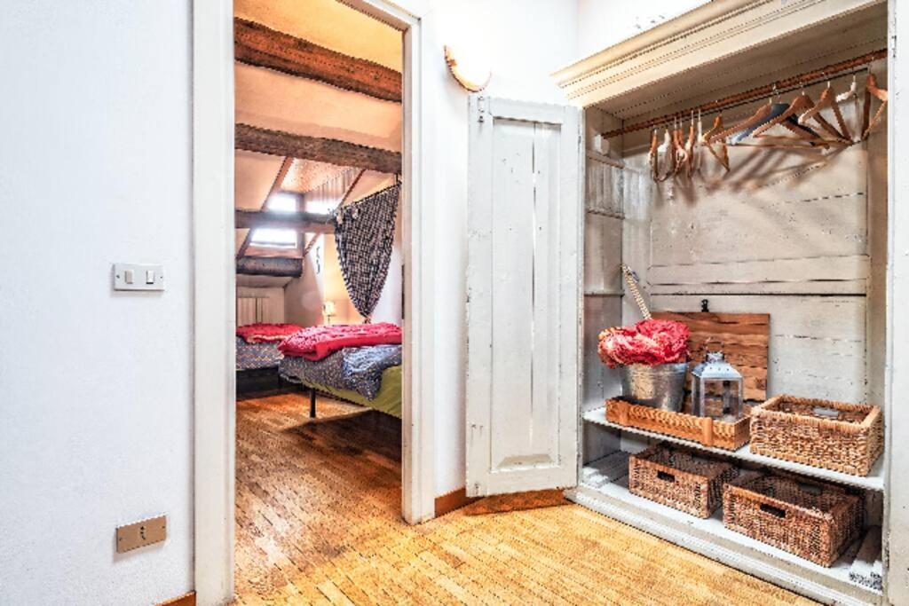 Loft Overlooking The Old Town . Feltre Esterno foto